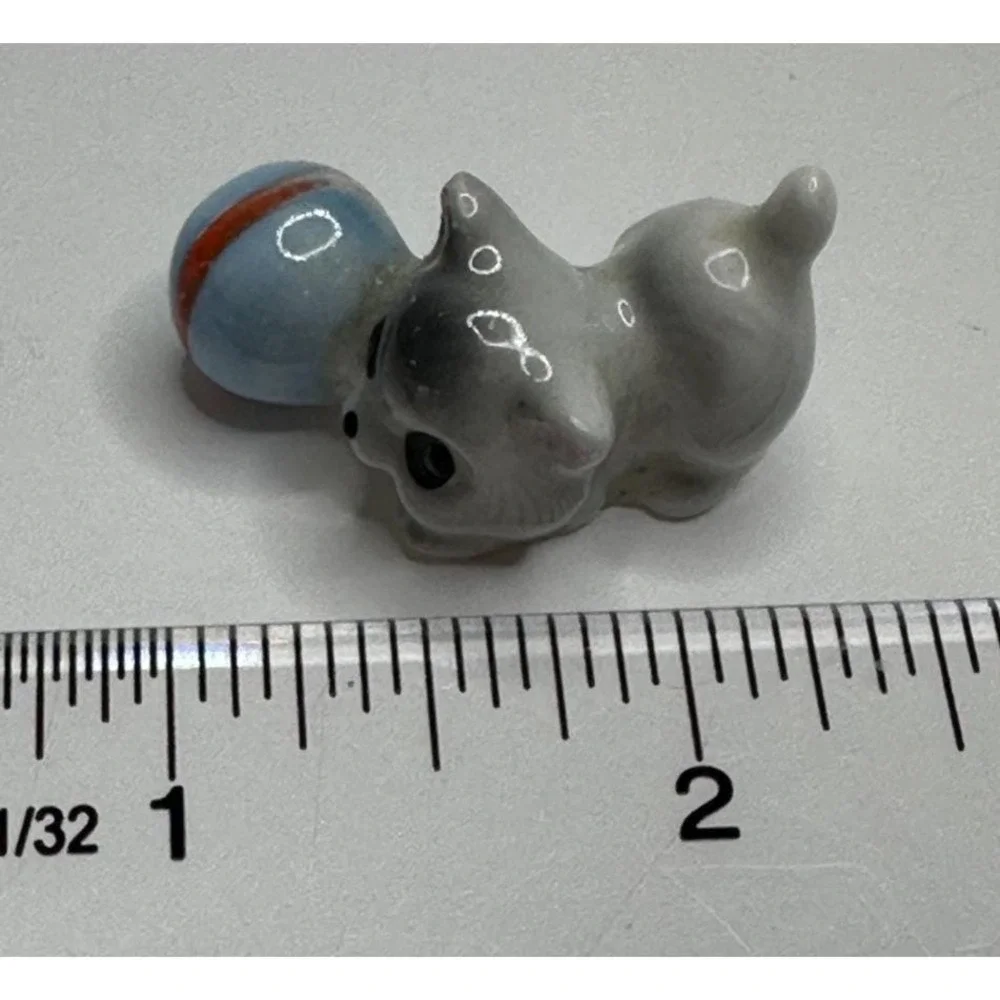VTG 1960s Josef Miniature kitty cat figure playing with ball Figure